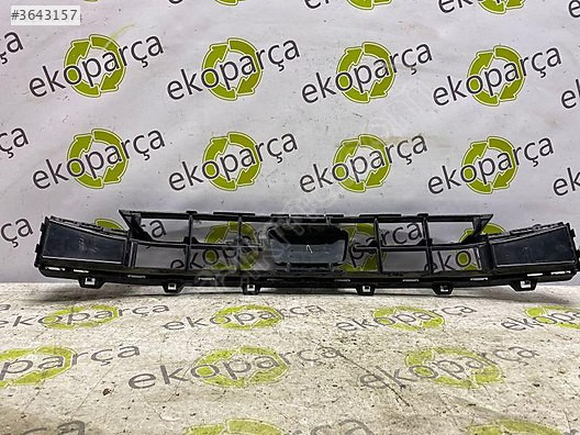 BMW 1 SERİSİ 2019 2024 F40 ÖN TAMPON ALT IZGARA 51117462937