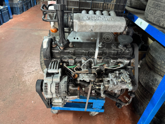 TRANSPORTER T.4 2.4 DİZEL ÇIKMA KOMPLE MOTOR