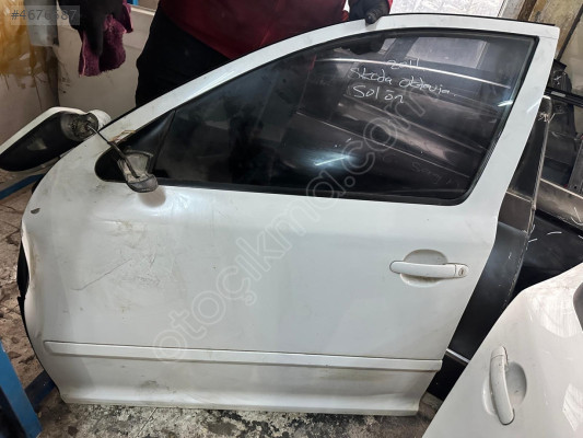 Skoda Octavia sol ön kapı 2008-2011