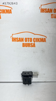 CLIO III MODUS Sol Arka Kapı Alt Menteşesi 824214963R orijinal