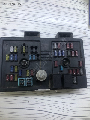 CHEVROLET CAPTİVA 2.0 Sigorta Kutusu 96821082