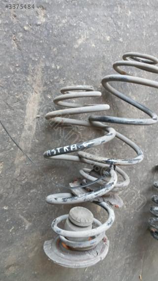 OPEL ASTRA G  ÖN HELEZON YAY ÇIKMA