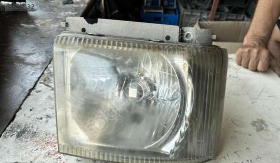 MİTSUBİSHİ CANTER SAĞ FAR EYUPCAN OTO'DA
