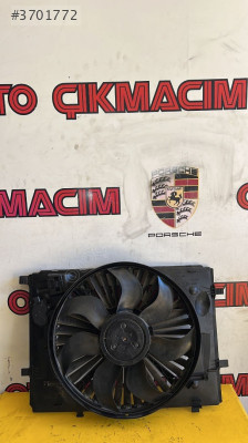 Mercedes C SERİSİ W205 fan A0999067800