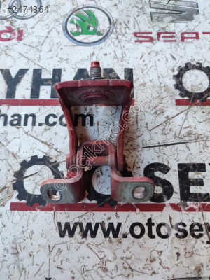 Seat Leon 2015 bagaj kapağı menteşesi
