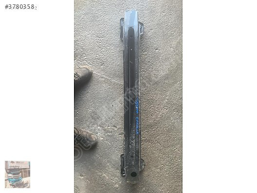 Toyota carolla ön tampon demiri çıkma orjinal