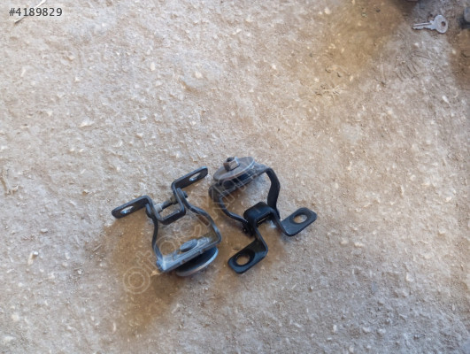 Peugeot 308 Arka bagaj menteşesi 9677830180