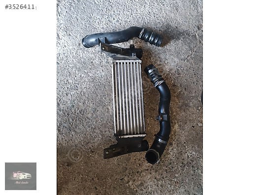 Ford Connect 2005 model intercooler radyatörü