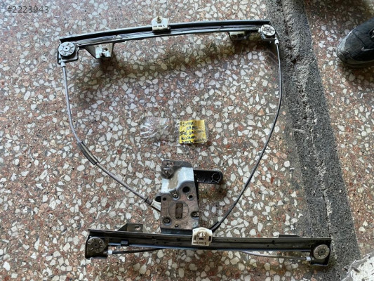 RENAULT KANGOO SAĞ ÖN KAPI CAM KRİKOSU MANUEL 1998-2005 MODE