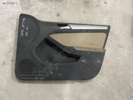 Volkswagen Jetta sağ ön kapı döşemesi