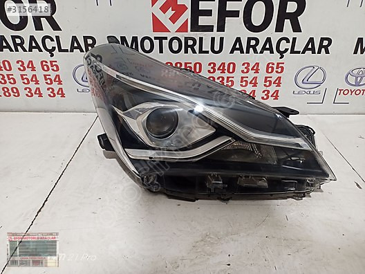 TOYOTA YARİS SAĞ FAR ÇIKMA ORİJİNAL PARÇA 2017-2018