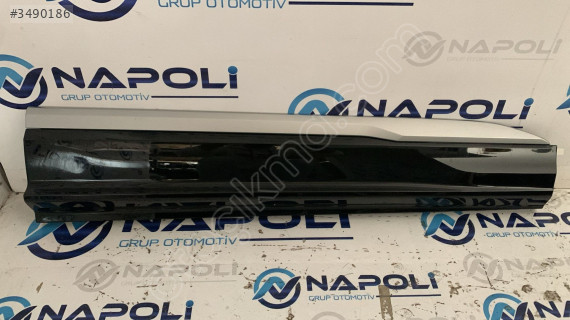 4M0853960N AUDİ Q7 SAĞ ÖN KAPI BANDI 2016/2022