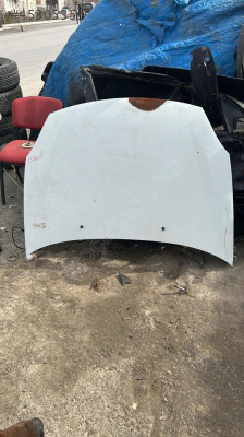 Renault symbol ön kaput