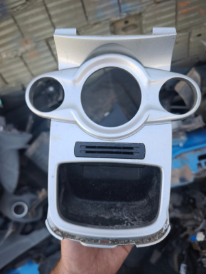 Ford fiesta klima paneli cercevesi. Son olur fiyat. 8a61-18d422