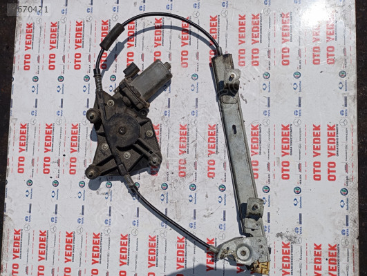 Alfa Romeo 156 sol arka cam krikosu