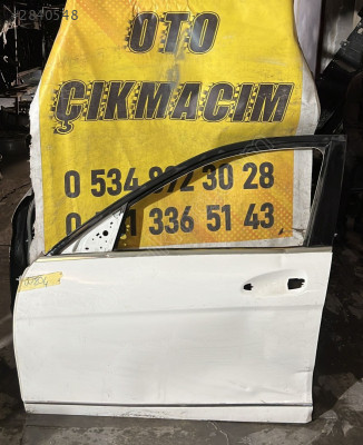 MERCEDES W204 C SERİSİ SOL ÖN KAPI