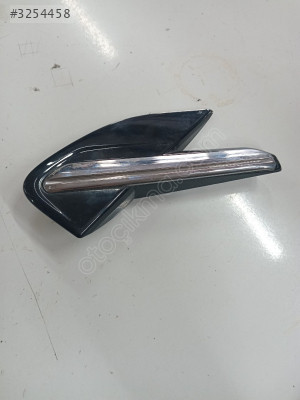 Renault captur 2 ön çamurluk bandi sol 990427460R