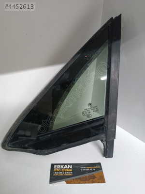 Passat B8 sol ön kelebek camı