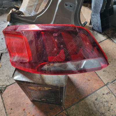 Peugeot 301 sag arka stop orjinal