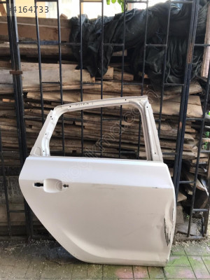 opel astra j sağ arka kapı beyaz renk çıkma