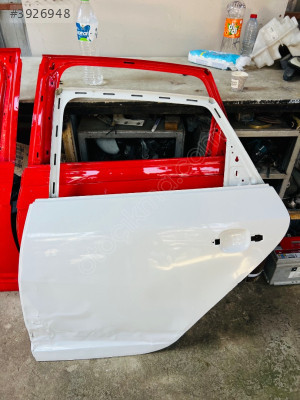 2013 2017 Seat ıbiza statıon wagon çıkma arka sol kapı beyaz renk