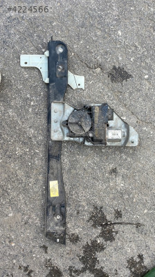 Peugeot 508 sol ön cam Kirkosu