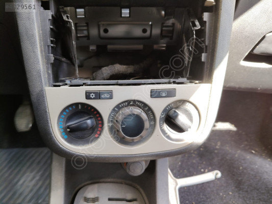 Opel Corsa D Çıkma Klima Paneli - GM