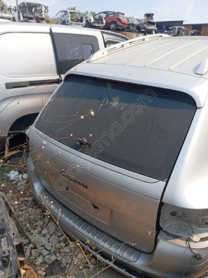 PORSCHE CAYENNE BAGAJ KAPAĞI ORJİNAL OTO FEDAİ