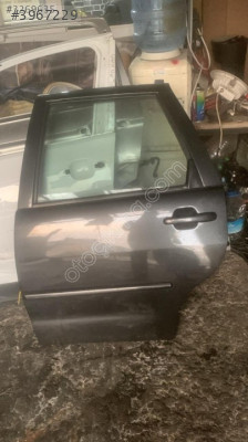 VOLKSWAGEN POLO CLASSİC SOL ARKA KAPI DOLU