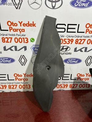 Ford FOCUS Orta Konsol Alt Trim 8M51A046B26