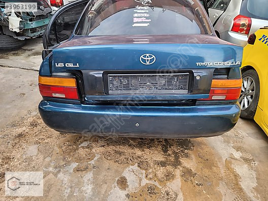 TOYOTA COROLLA EFSANE KASA ARKA PANEL