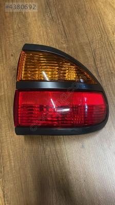 Laguna 1-I Sağ Arka Stop Lambası (1999-2002) 7700420123