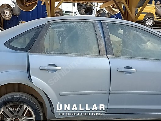 FORD FOCUS SAĞ ARKA KAPI ve TÜM AKSAMLARI | ÜNALLAR OTO ÇIKMA |