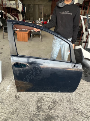 Fiat punto çıkma orjınal çıkma sağ ön kapı