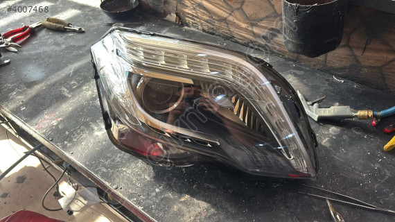MERCEDES GLK X204 XENON SAĞ FAR 2048201639