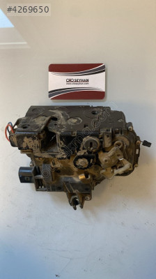 vw bora arka sol kapı kilidi