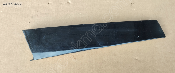 Peugeot 408 Sol Ön Kapı Direk Çıtası 9830836480