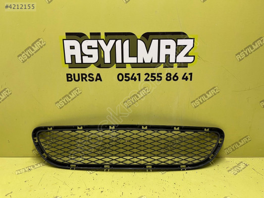BMW E90 ÖN TAMPON IZGARA ORJİNAL