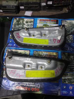 Audi A4 98/ 04 model sol sağ koltuk airbagleri