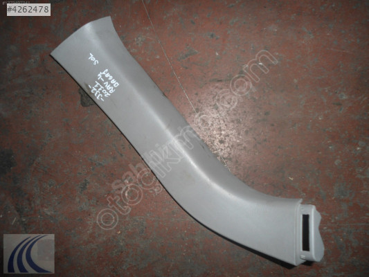 TOYOTA RAV4 2010 ÇIKMA BAGAJ KAPAĞI DİREK PLASTİĞİ SOL