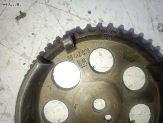 ÖZMEN OPEL CORSA B COMBO OKUYUCULU EKSANTRİK DİŞLİSİ 90412898