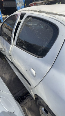 PEUGEOT 206. SOL ARKA KAPI ÇIKMA ORJİNAL