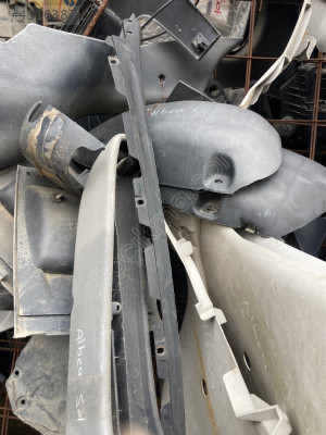 Fiat Albea sağ ön direk  çitası