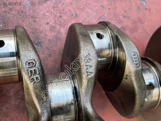 CRAFTER AMOROK PASSAT AUDi A6 38 AA KRANK
