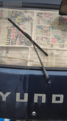HYUNDAİ H100 ARKA SİLGEÇ KOLU