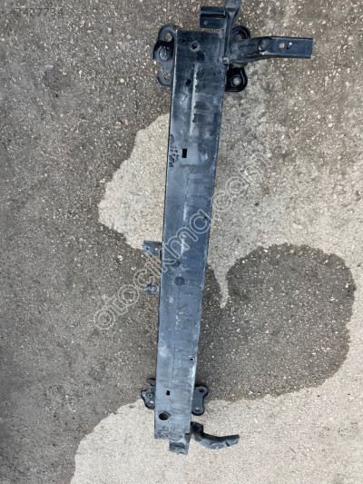 2018 Hyundai tucson çıkma ön tampon demiri