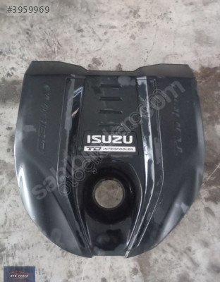 Isuzu D Max motor üst kapağı