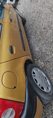 RENAULT CLİO SAĞ ARKA KAPI ORJİNAL ÇIKMA