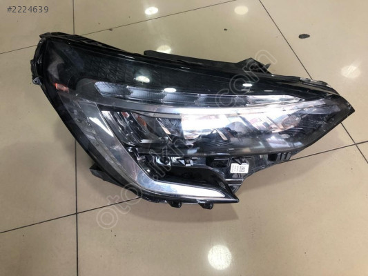 RENAULT CLİO 5 SAĞ FAR 260100902R