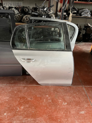 VOLKSWAGEN GOLF ÇIKMA KAPI